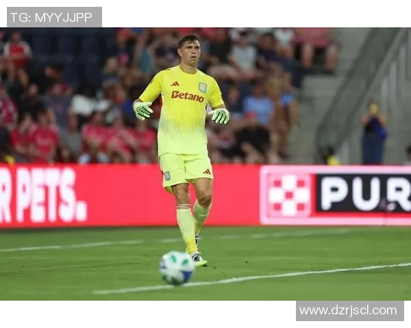 足球明星大马丁的精彩瞬间与职业生涯回顾